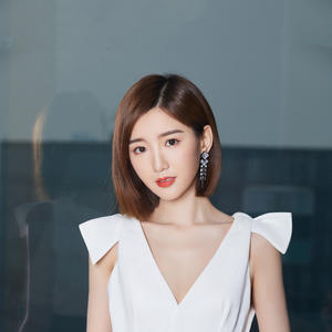 毛晓彤/二十四伎乐国风乐团/阎梓涵 - 桃之夭夭 (2024美好奇妙夜现场)