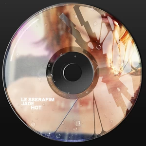 LE SSERAFIM - HOT
